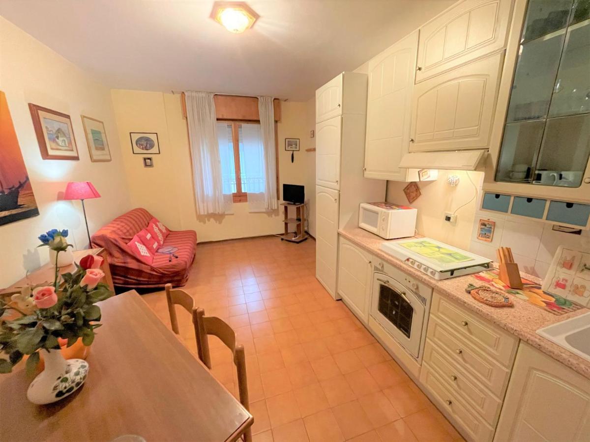 Condominio Miriam Μπιμπιόνε Εξωτερικό φωτογραφία